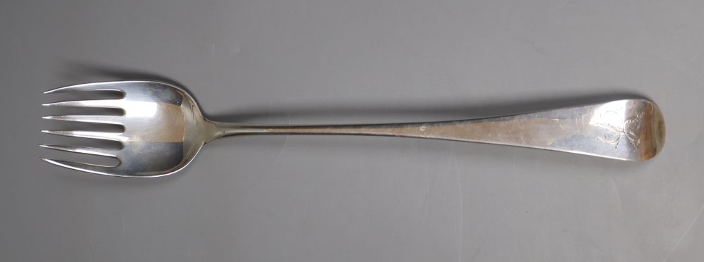 A George III silver server, indistinct makers mark, London 1800, 31.5cm, 150 grams.